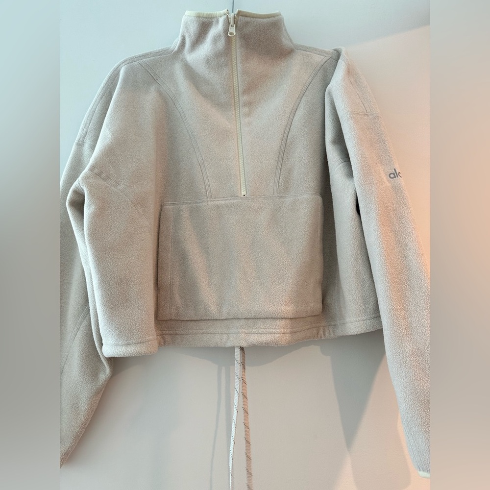 ALO Yoga quarter zip fleece
